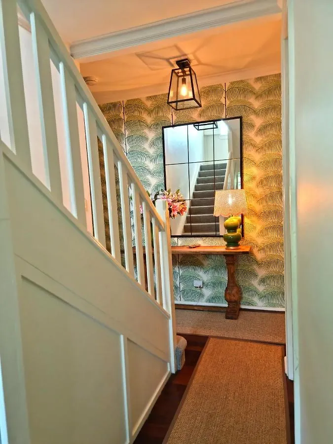 Bed & Breakfast Edward Lodge New Fam Brisbane