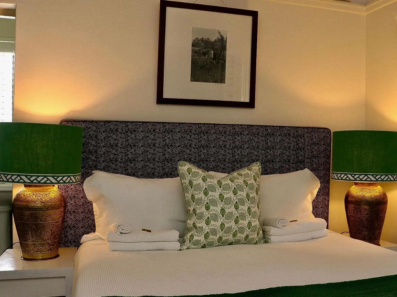 Edward Lodge New Fam Brisbane Bed & Breakfast