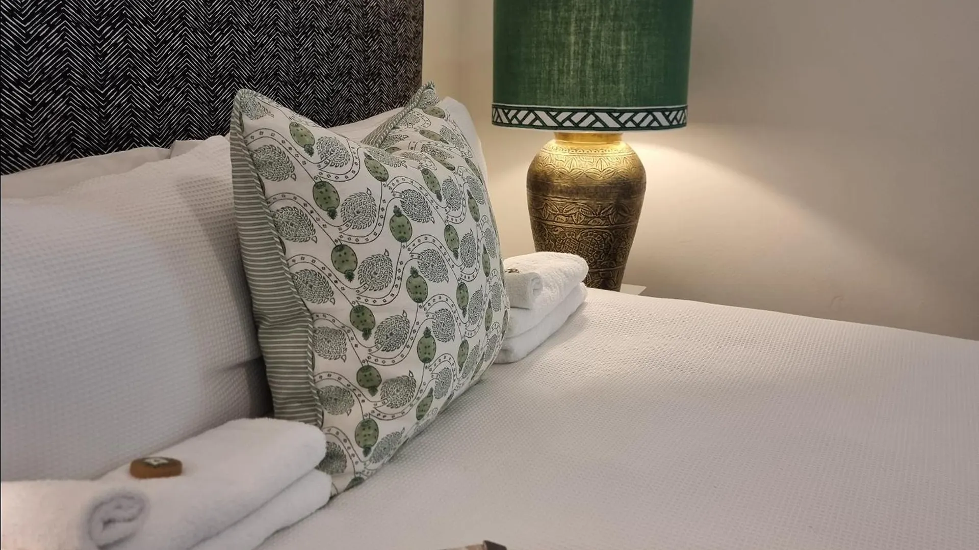 Bed & Breakfast Edward Lodge New Fam Brisbane