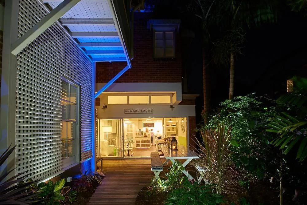 Bed & Breakfast Edward Lodge New Fam Brisbane