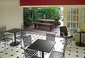Edward Lodge New Fam Brisbane Bed & Breakfast