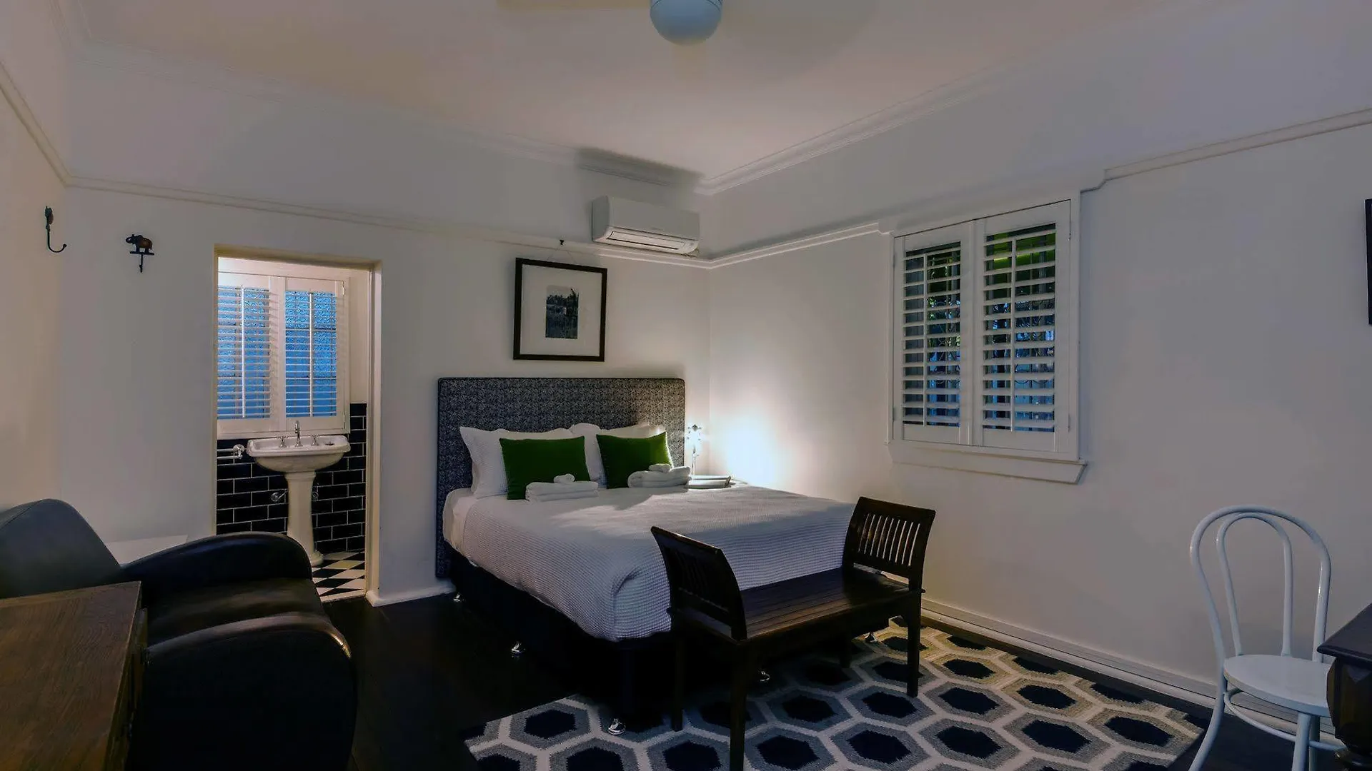 Bed & Breakfast Edward Lodge New Fam Brisbane