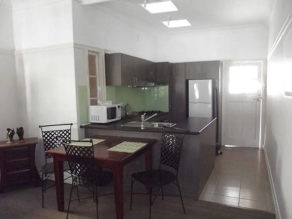 **** Bed & Breakfast Edward Lodge New Fam Brisbane Australia